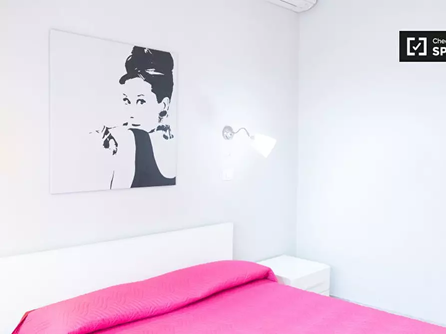 Immagine 2 di Camera condivisa in affitto  in Via Gregorio VII a Roma