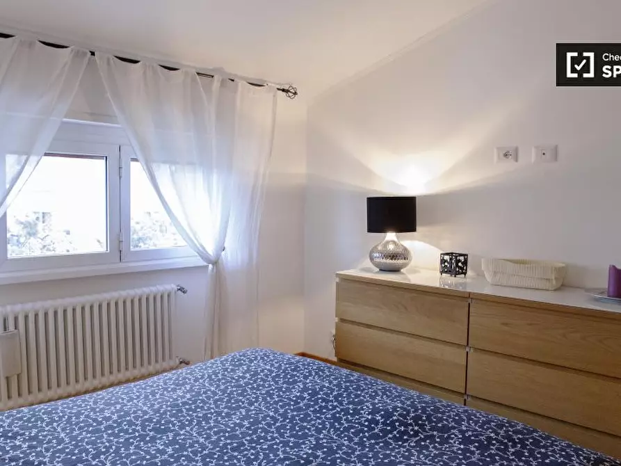 Immagine 2 di Camera condivisa in affitto  in Via Anite di Tegea a Roma