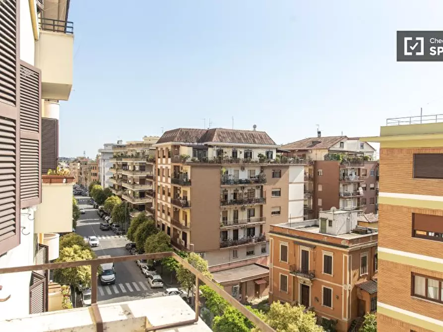 Immagine 10 di Appartamento in affitto  in Via Alfredo Baccarini a Roma