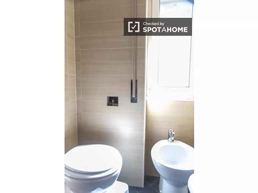 Immagine 16 di Appartamento in affitto  in Via Tigrè a Roma