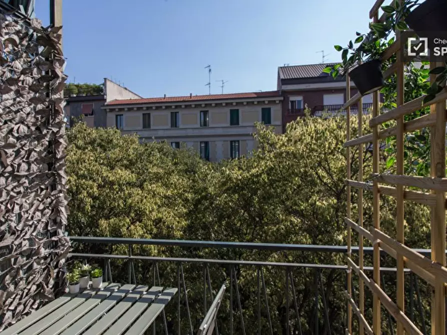 Immagine 1 di Camera condivisa in affitto  in Via Teodosio a Milano