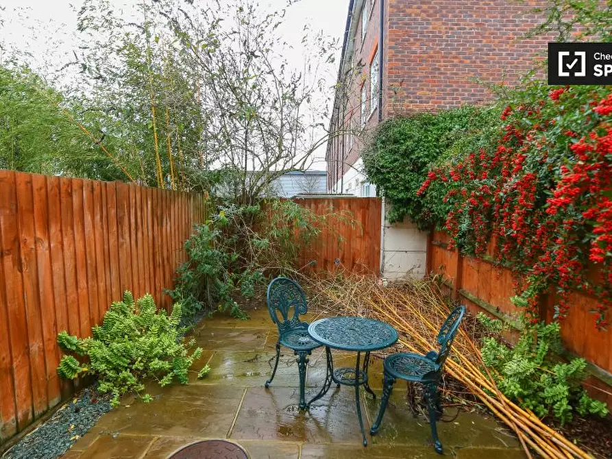 Immagine 13 di Camera condivisa in affitto  in Hastings St a Eltham