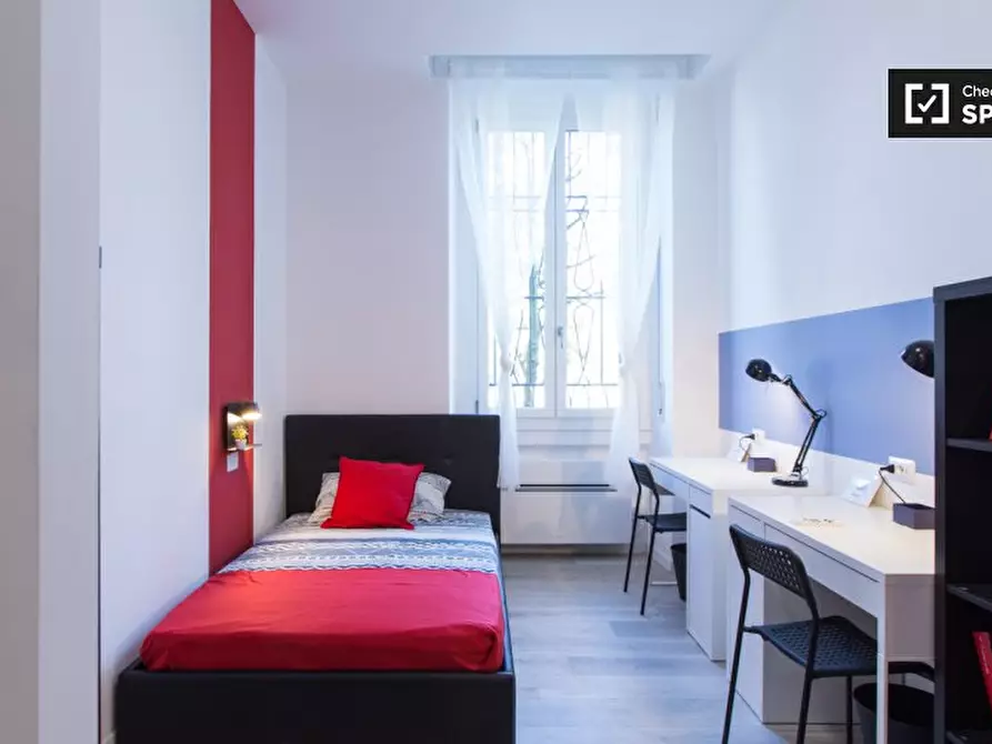 Immagine 2 di Camera condivisa in affitto  in Viale Stelvio a Milano