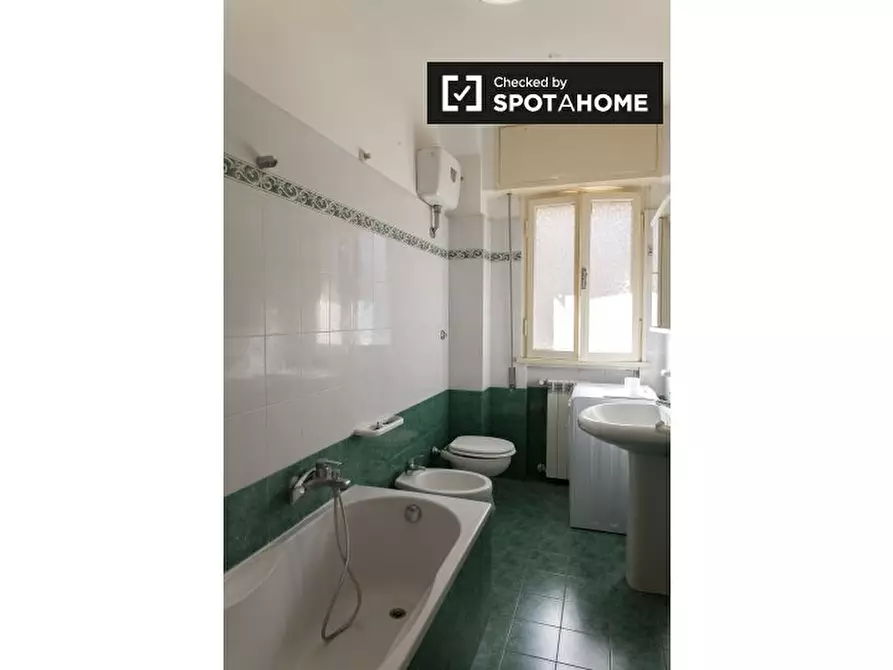 Immagine 5 di Appartamento in affitto  in Via Marco Valerio Corvo, 00174 Roma RM, Italy a Roma