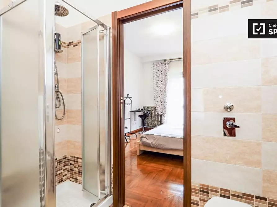 Immagine 7 di Camera condivisa in affitto  in Viale Renato Serra a Milano