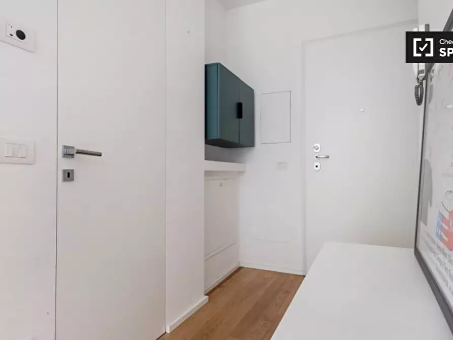 Immagine 9 di Ufficio in affitto  in Via S. Calocero a Milano