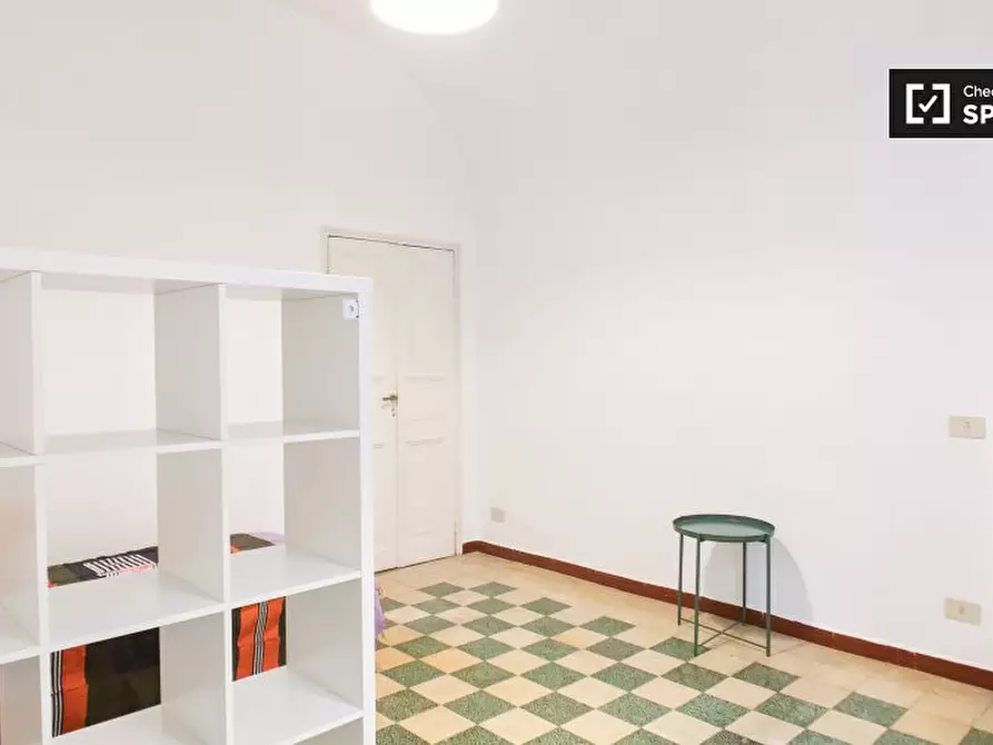 Immagine 2 di Camera condivisa in affitto  in Via dei Campani a Roma