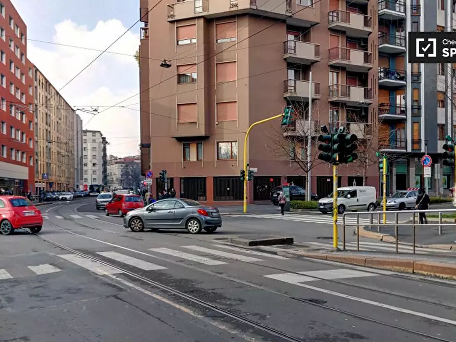 Immagine 16 di Camera condivisa in affitto  in Viale Bligny a Milano