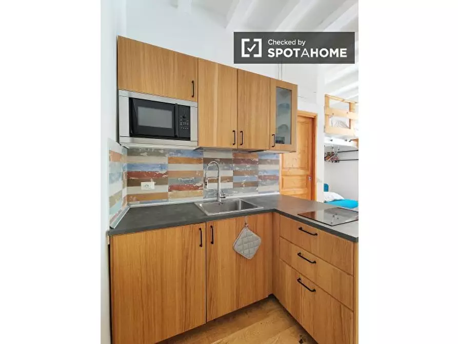 Immagine 8 di Ufficio in affitto  in Viale Bligny a Milano