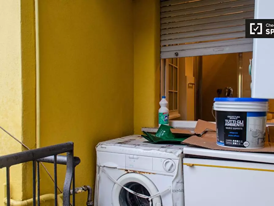 Immagine 13 di Ufficio in affitto  in Via Tuscolana, 00175 Roma RM, Italy a Roma