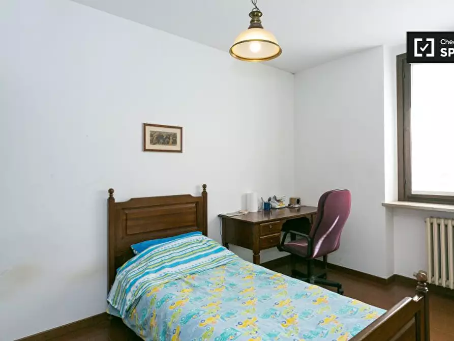 Immagine 2 di Camera condivisa in affitto  in Via Torquato Tasso a Sesto San Giovanni