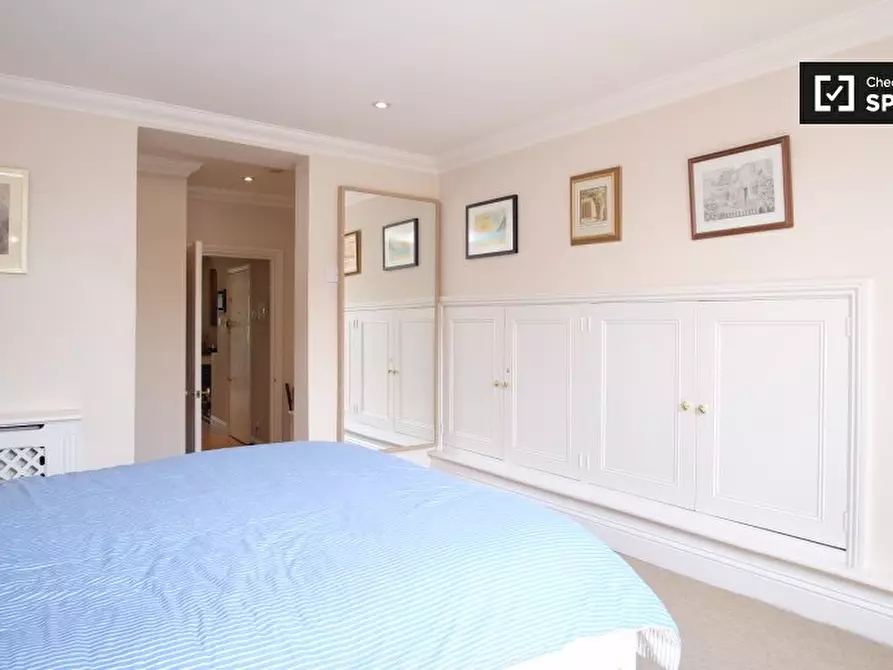 Immagine 16 di Appartamento in affitto  in Kensington High St, Kensington, London W8 6NW, UK a Kensington