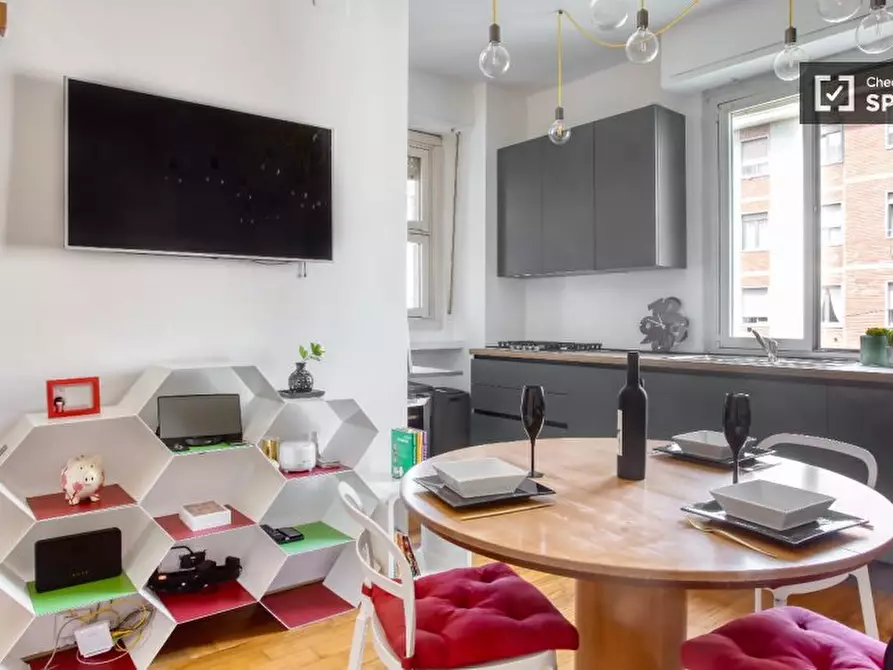 Immagine 5 di Appartamento in affitto  in Via Fratelli Rosselli a Milano