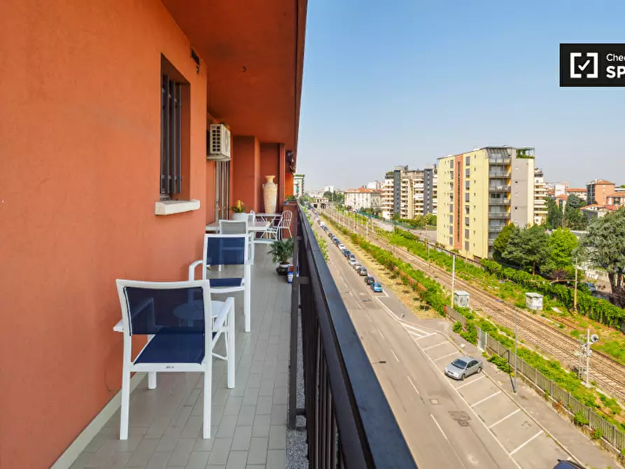 Immagine 1 di Camera condivisa in affitto  in Via Leo Longanesi a Milano