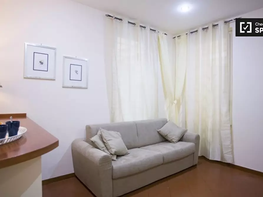 Immagine 3 di Appartamento in affitto  in Via Capo d'Africa, 00184 Roma RM, Italy a Roma