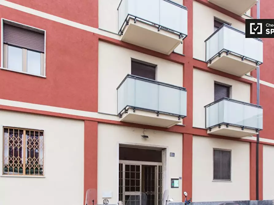 Immagine 15 di Camera condivisa in affitto  in Via Rutilia a Milano