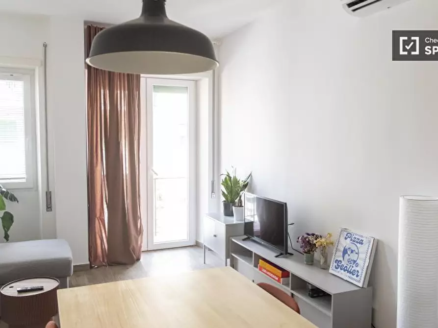 Immagine 9 di Appartamento in affitto  in Via Aulo Plauzio a Roma