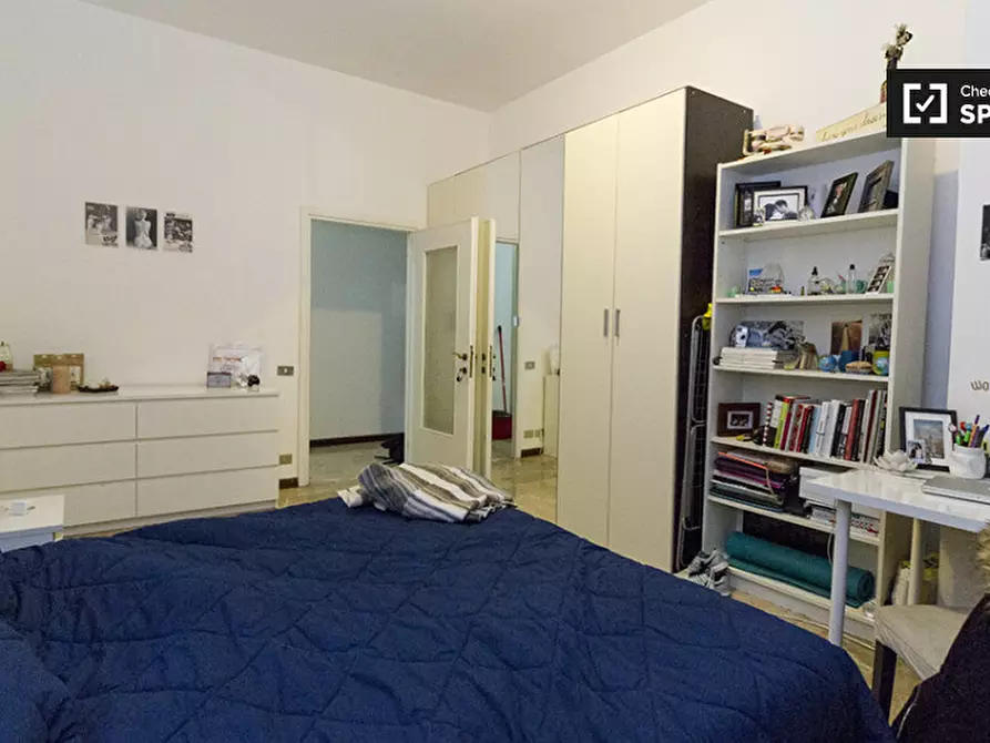 Immagine 2 di Camera condivisa in affitto  in Via Perugino a Milano
