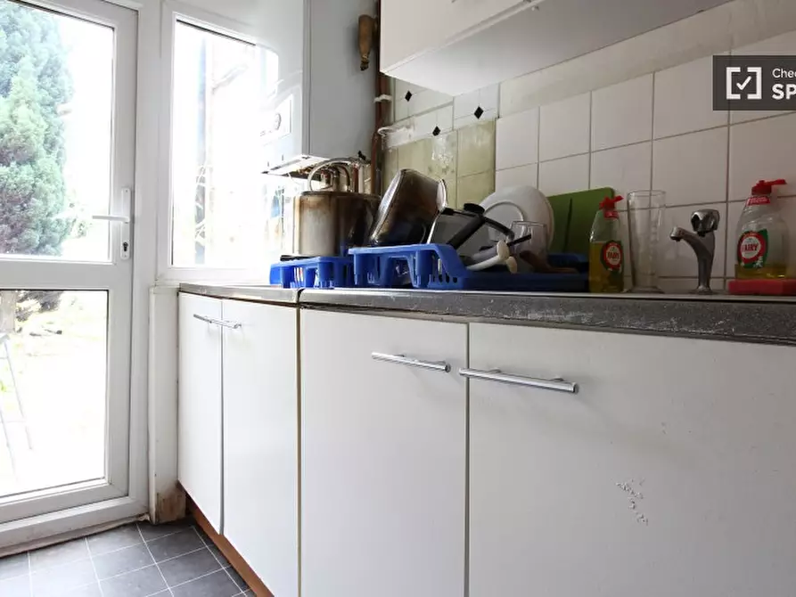Immagine 11 di Camera condivisa in affitto  in Abbotsford Avenue a Tottenham