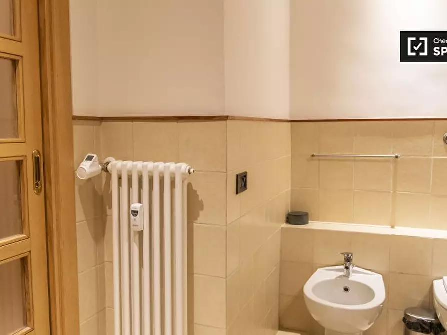 Immagine 11 di Appartamento in affitto  in Via Marmorata a Roma