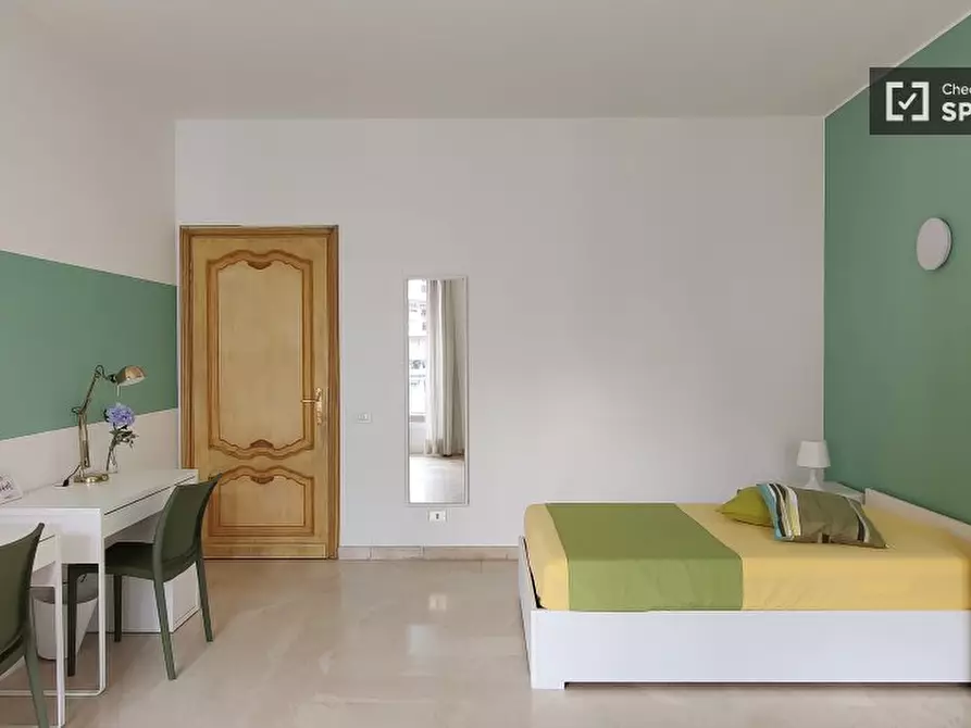 Immagine 11 di Camera condivisa in affitto  in Via Amedeo D'Aosta a Milano