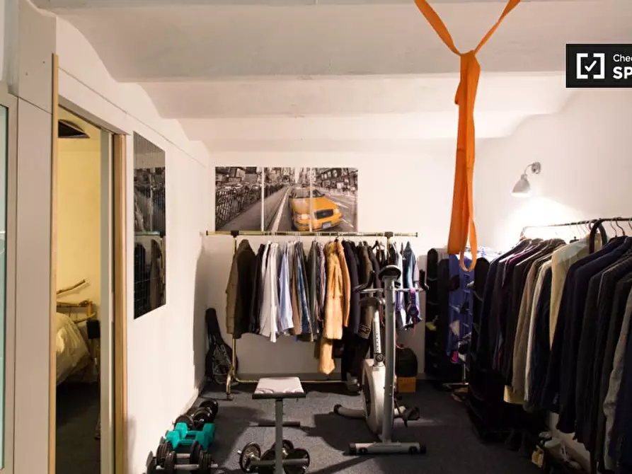 Immagine 18 di Appartamento in affitto  in Via Emilio Cornalia, 20124 Milano MI, Italy a Milano