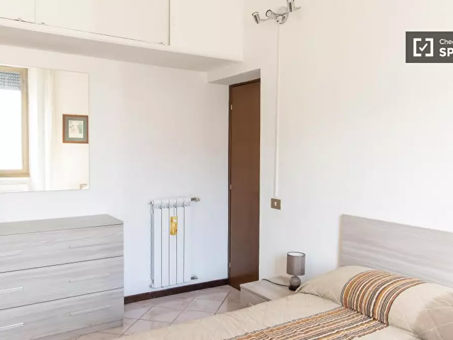 Immagine 8 di Appartamento in affitto  in Via Giovanni da Castel Bolognese a Roma