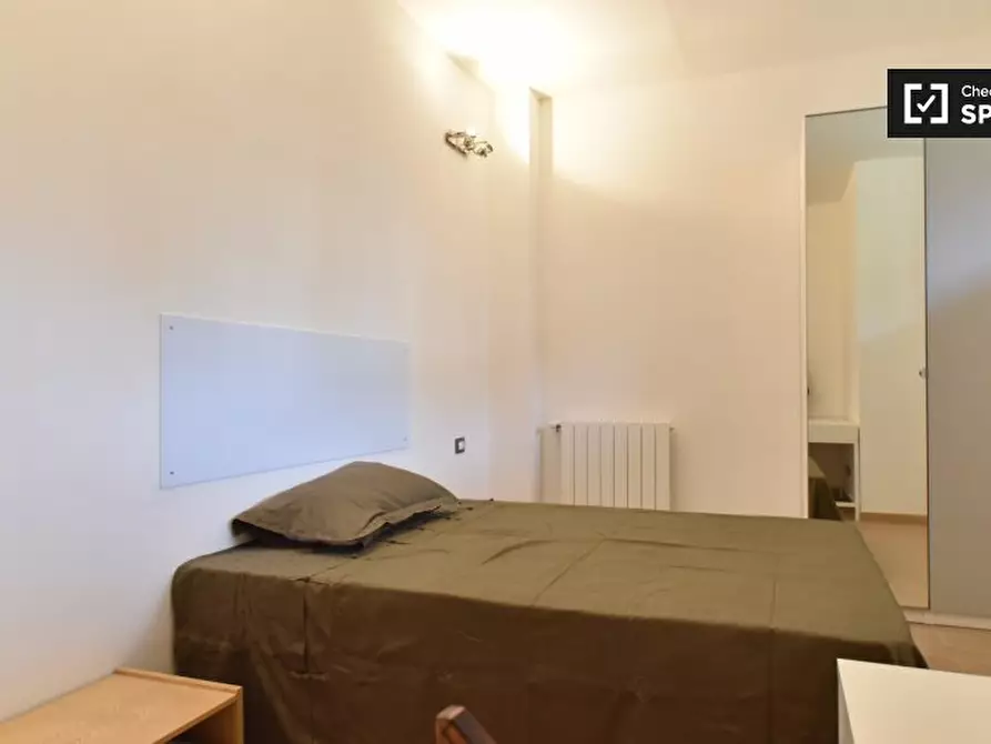 Immagine 6 di Camera condivisa in affitto  in Via Santa Domenica Talao, 00173 Roma RM, Italy a Roma