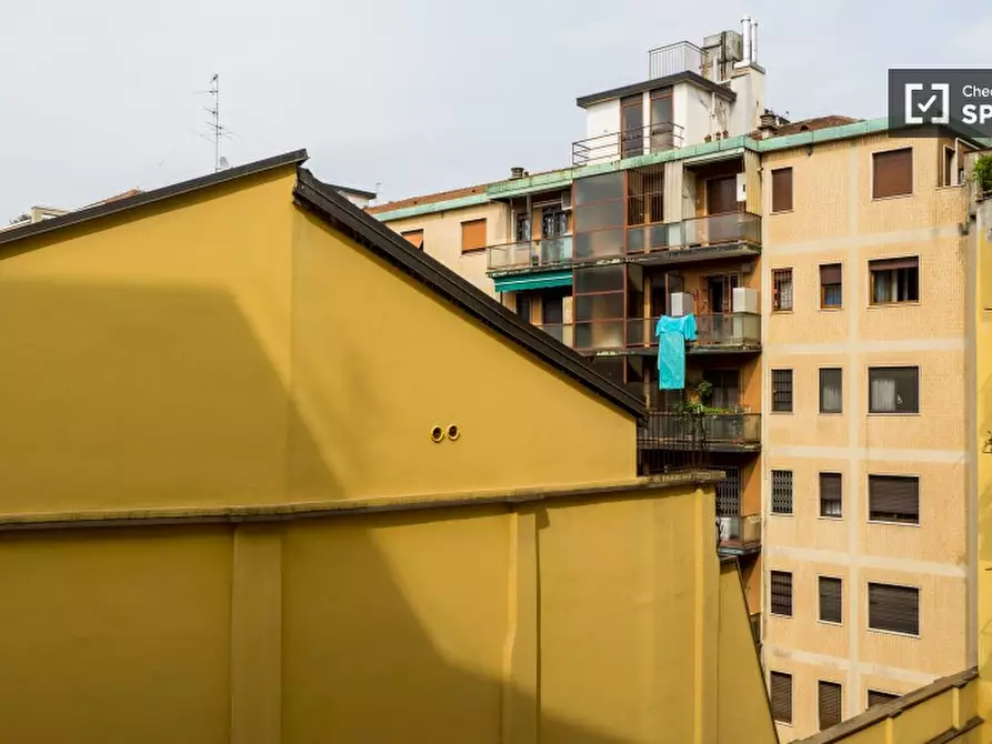 Immagine 5 di Camera condivisa in affitto  in VIa Giulio e Corrado Venini a Milano