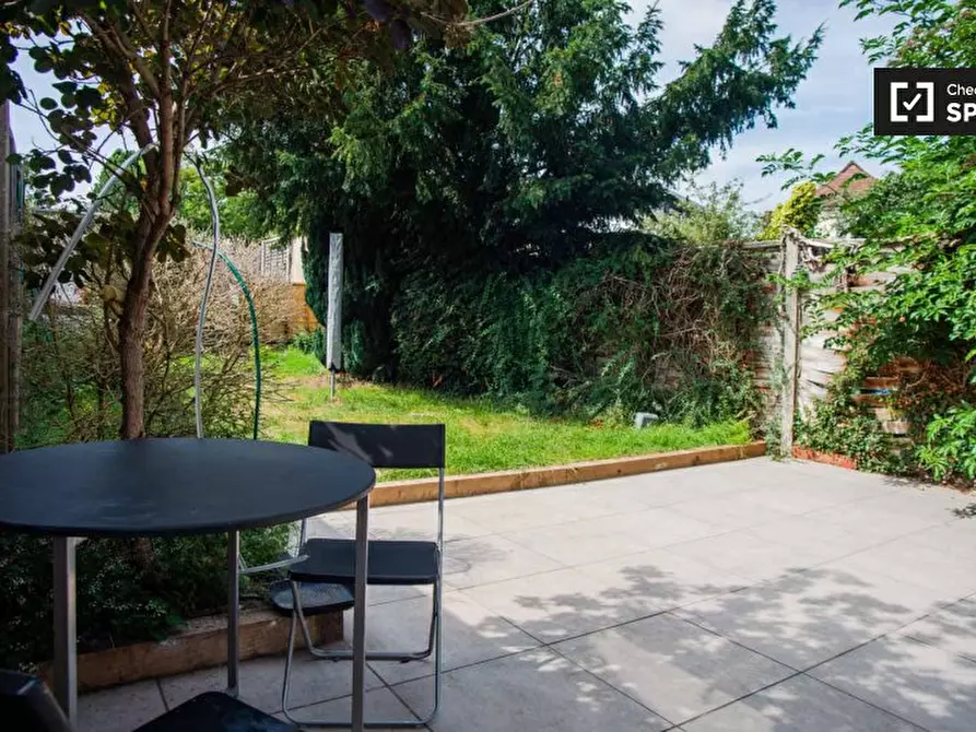 Immagine 19 di Appartamento in affitto  in Jevington Way a Greenwich