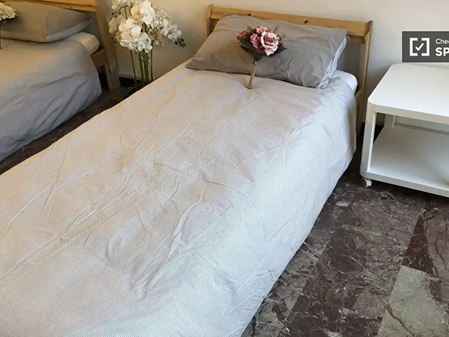 Immagine 3 di Camera condivisa in affitto  in Via Umberto I a Padova