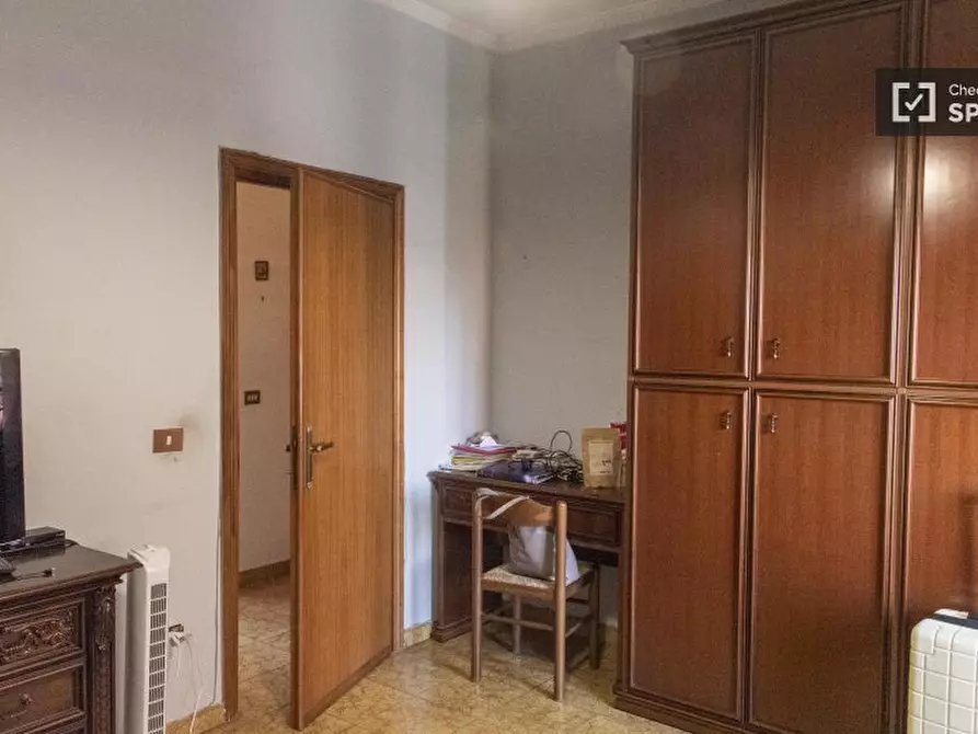 Immagine 3 di Camera condivisa in affitto  in Vicolo delle Lucarie a Roma