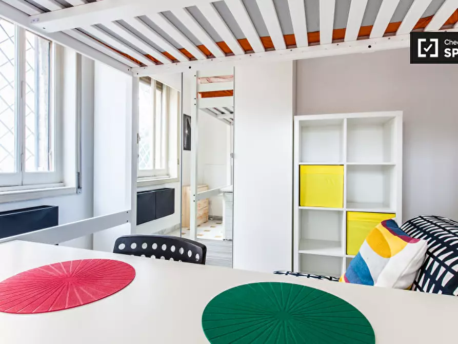 Immagine 4 di Camera condivisa in affitto  in Via Salaria a Roma