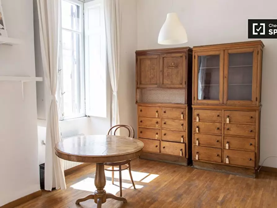 Immagine 3 di Camera condivisa in affitto  in Via Famagosta a Roma