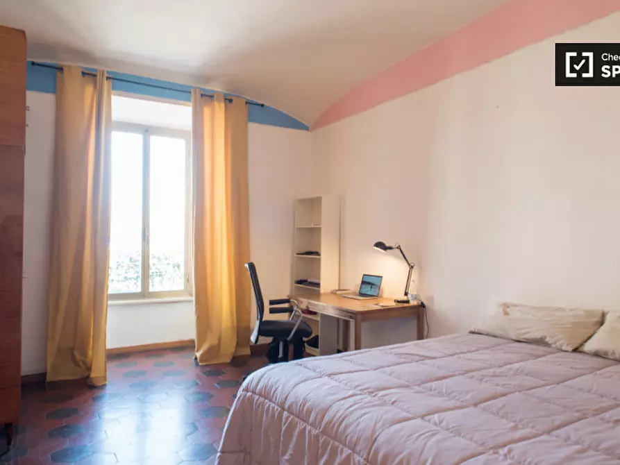 Immagine 1 di Camera condivisa in affitto  in Via Giovanni Giolitti a Roma