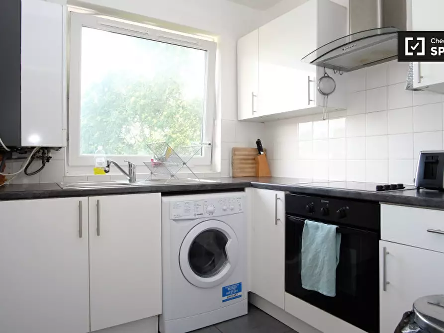 Immagine 10 di Camera condivisa in affitto  in Beaumont Square a Poplar