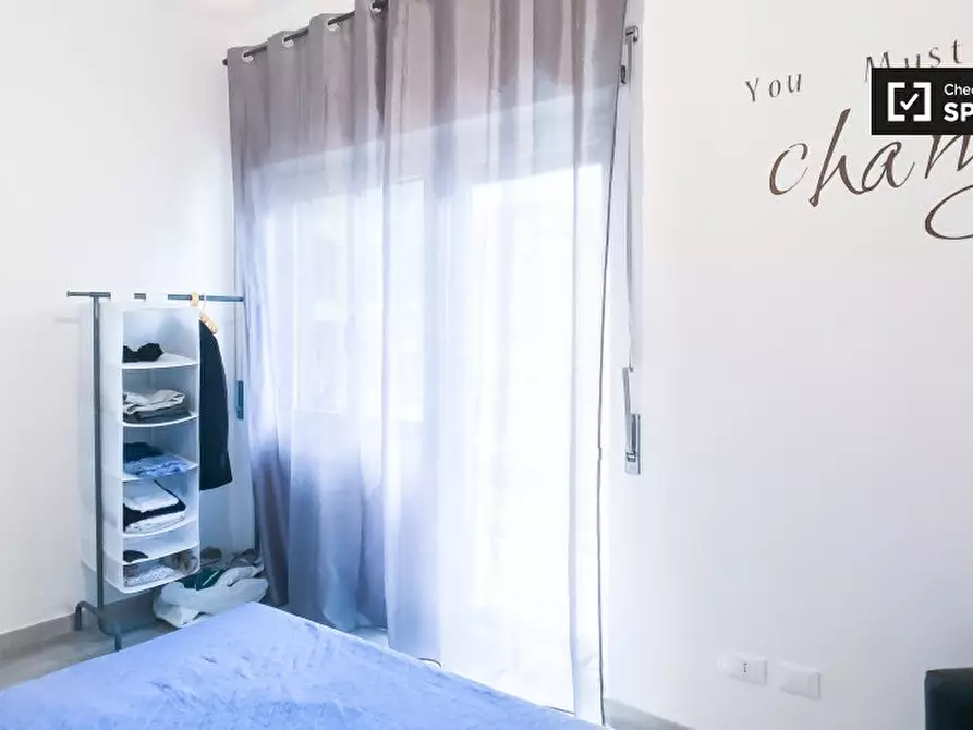 Immagine 4 di Camera condivisa in affitto  in Via Ettore Giovenale a Roma