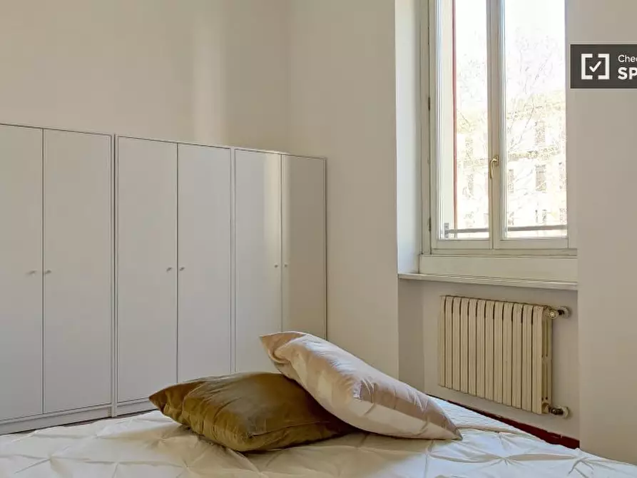 Immagine 4 di Camera condivisa in affitto  in Via Anton Giulio Barrili a Milano