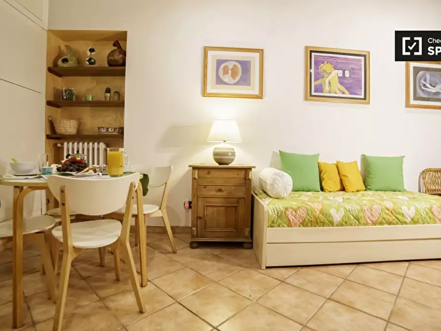 Immagine 8 di Appartamento in affitto  in Via di S. Martino Ai Monti a Roma