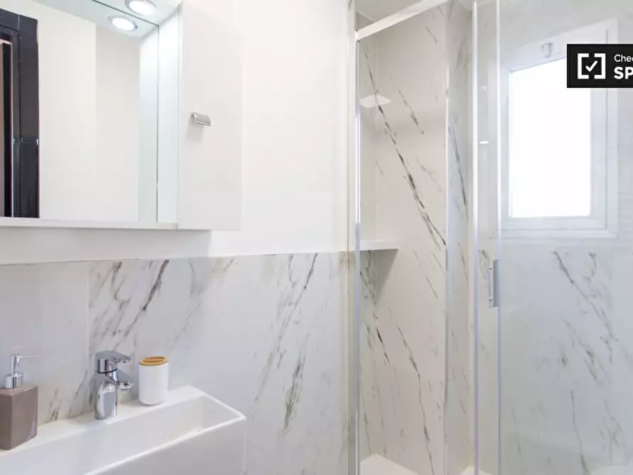 Immagine 11 di Ufficio in affitto  in Via Giovanni Battista Pergolesi a Milano