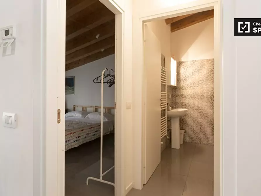 Immagine 17 di Appartamento in affitto  in Via della Chiesa Rossa a Milano