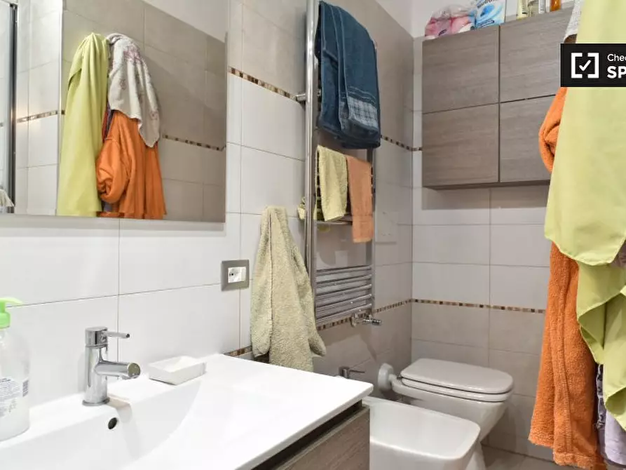 Immagine 8 di Camera condivisa in affitto  in Via Val d'Ossola a Roma