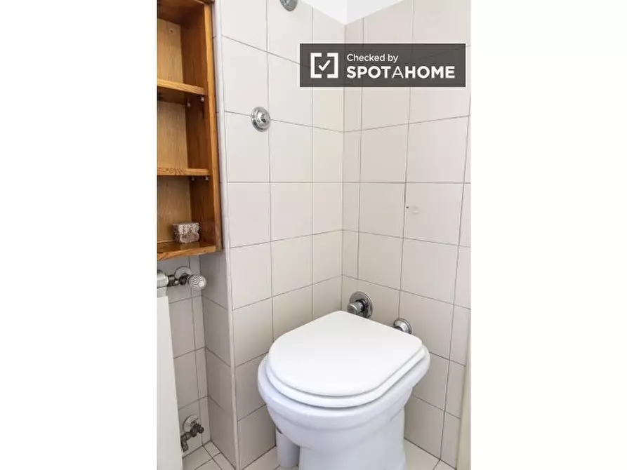 Immagine 4 di Ufficio in affitto  in Via dei Tizii a Roma