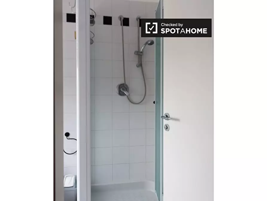 Immagine 11 di Ufficio in affitto  in Via Odoardo Tabacchi, 20136 Milano MI, Italy a Milano