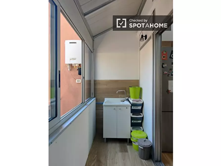 Immagine 11 di Camera condivisa in affitto  in Via Fieno a Milano