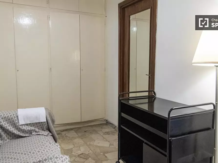 Immagine 19 di Camera condivisa in affitto  in Via Luciano Zuccoli a Roma
