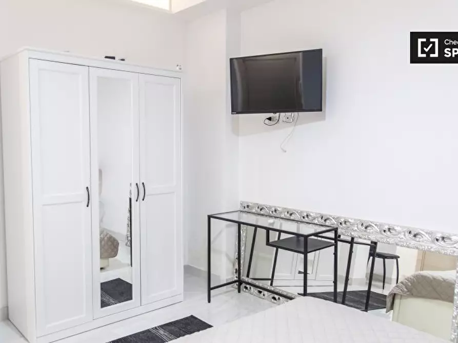 Immagine 17 di Appartamento in affitto  in Via Gregoriana, 00187 Roma RM, Italy a Roma