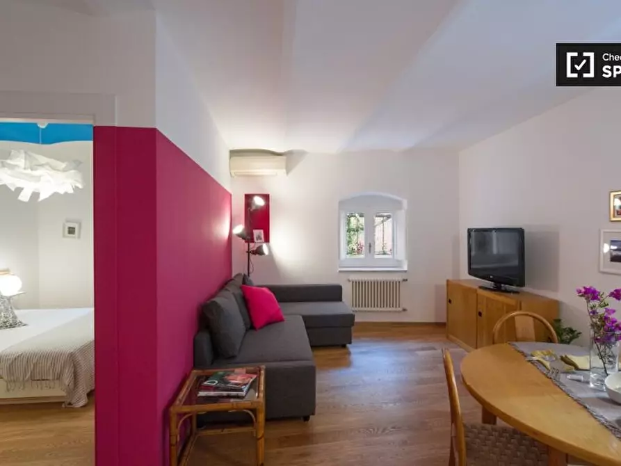 Immagine 5 di Appartamento in affitto  in Via di S. Martino Ai Monti a Roma