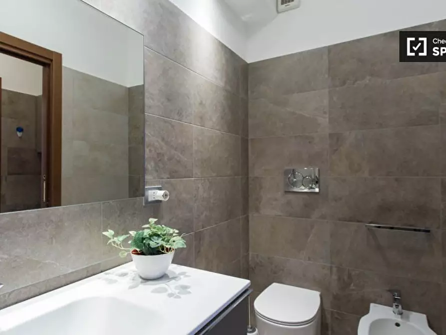 Immagine 11 di Appartamento in affitto  in Via Francesco Brioschi a Milano