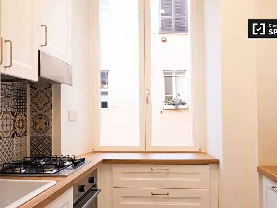 Immagine 5 di Appartamento in affitto  in Via di S. Giovanni in Laterano a Roma